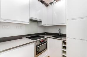 Flat 2, 90-92, Balham High Road, London SW12 9AG