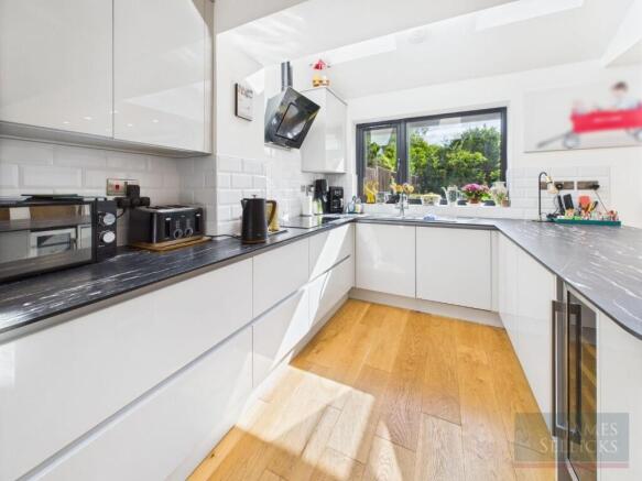 Living/Dining Kitchen