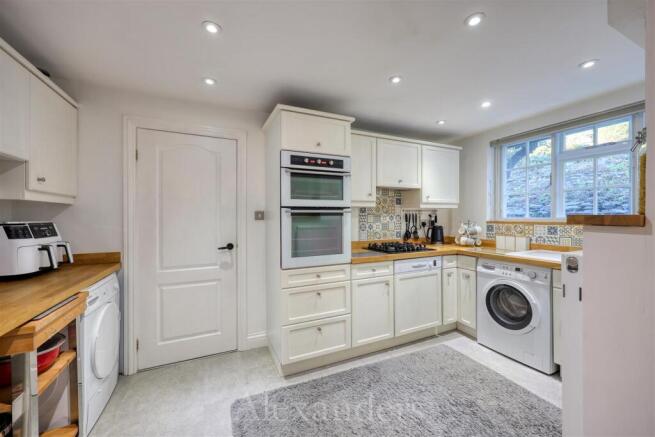 16 Swithland Court-09.jpg