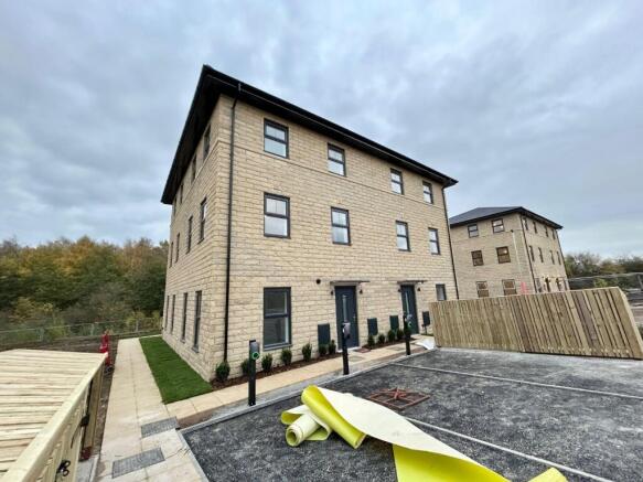 2 bed House to rent Image 9