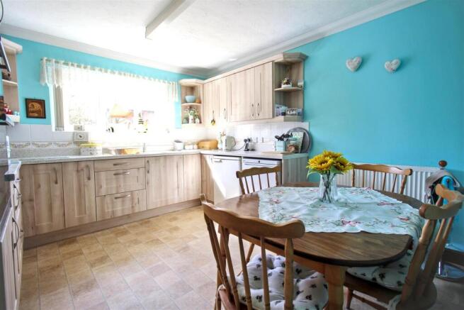 Starling Close, Aylsham, Norwich photo 4