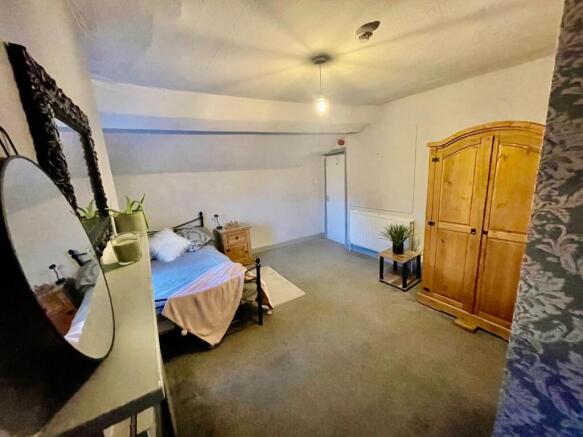 Brook House Room 7 Bedroom 2.jpeg