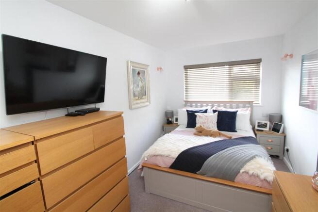 Master Bedroom.JPG