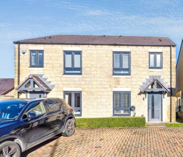 17 Magnolia Place, Beckwithshaw, Harrogate, North Yorkshire, HG3 1FF