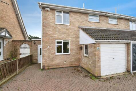 Milton Close, Wigston, Leicestershire, LE18