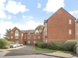 Flat 5, Radnor House, Rembrandt Way, Reading RG1 6QP