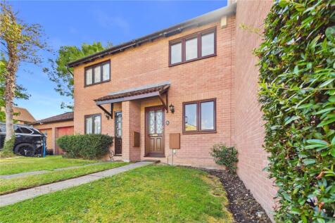 Thrush Close, Burghfield Common, Reading, Berkshire, RG7