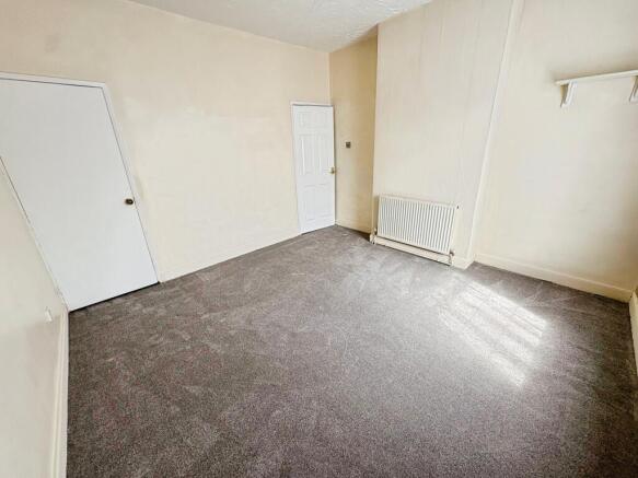 2 bed Terraced for sale Image 11