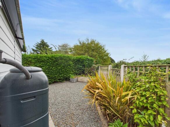 Garden area behind the Summerhouse