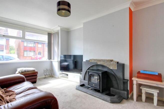 3 bed Semi-Detached for sale Image 8