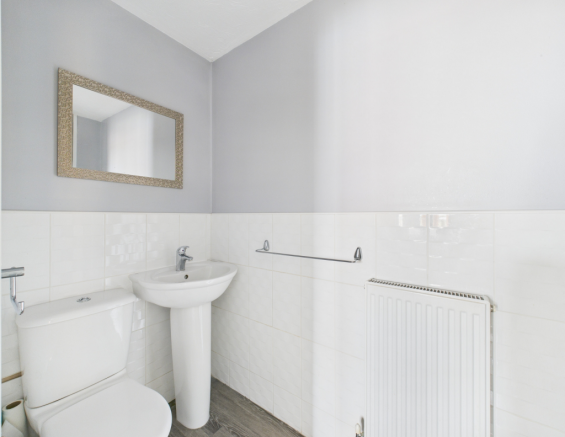 3 bed Semi-Detached to rent Image 9