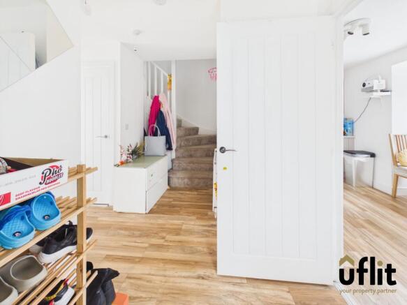 3 bed Semi-Detached for sale Image 5