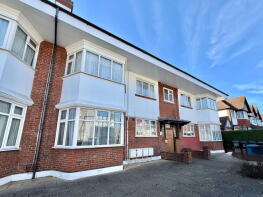 Flat 8a, Drive Court, The Drive, Edgware HA8 8PP