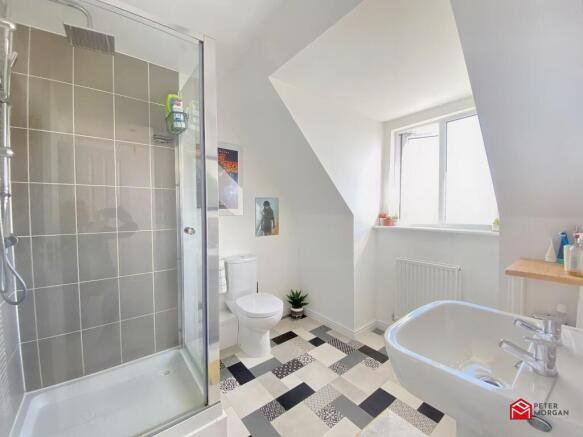 En-suite shower room