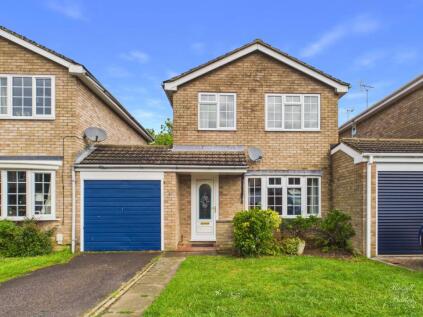 Coots Close, Buckingham, Buckinghamshire, MK18