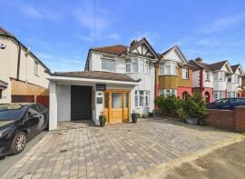 65, Somerset Avenue, Luton LU2 0PL