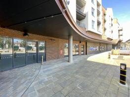 302, All Saints View, Sapphire Place, Houghton Regis LU5 5LP