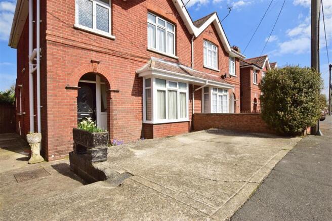 Driveway/Parking