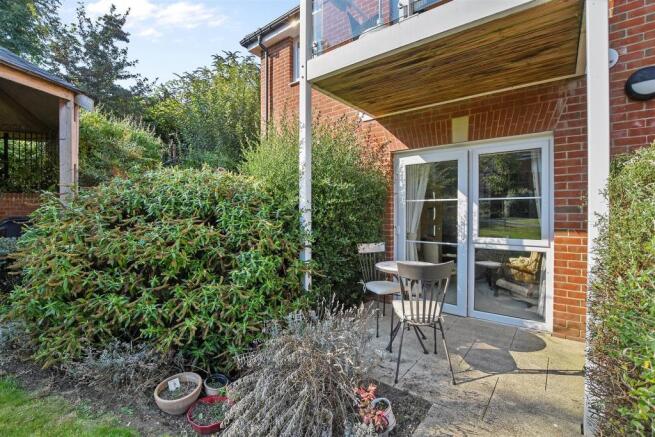 Exterior - patio.JPG