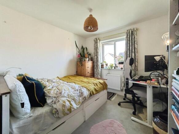 3 bed Semi-Detached for sale Image 12