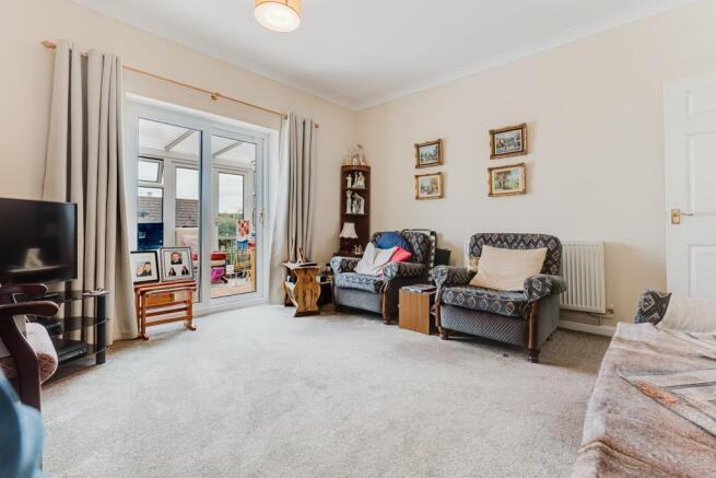 18 Shakespeare Road, Kettering (8 of 23).jpg