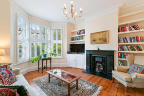 Flat A Ground Floor, 33, Lakeside Road, London W14 0DX