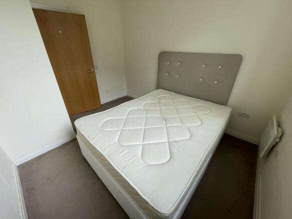 1 bed Flat for sale Image 5
