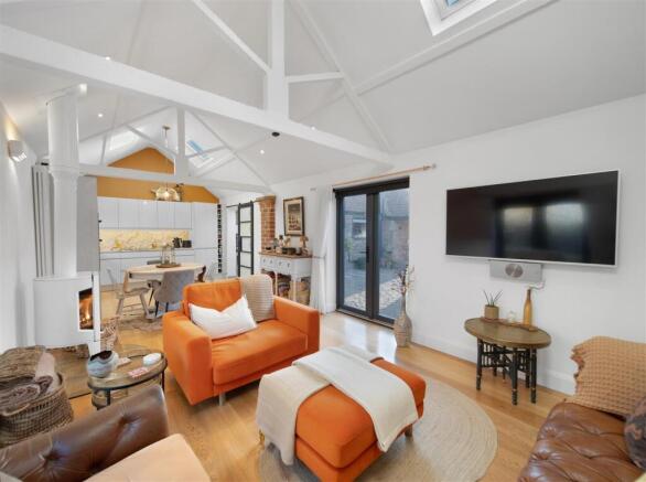 1. East Farm Barn - Interior-8.jpg