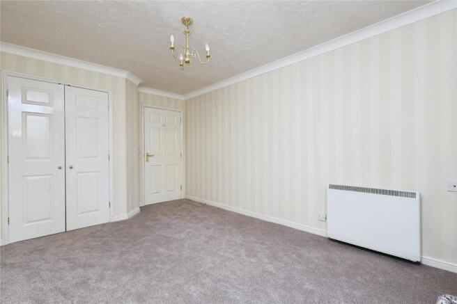 2 bed Apartment for sale Image 8
