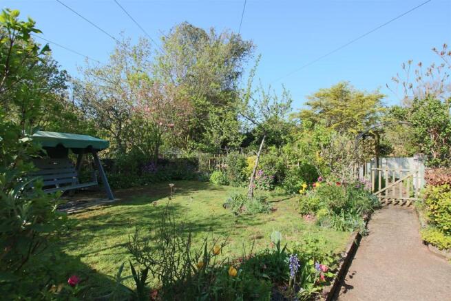 Garden (2).JPG