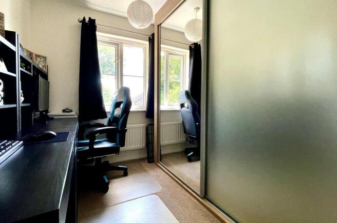 Photo 12