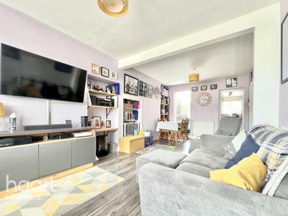 Luton Road, Dunstable photo 4