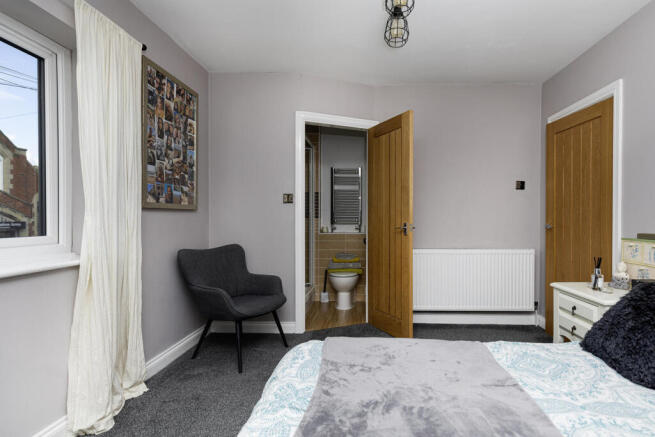 2 bed Semi-Detached for sale Image 10
