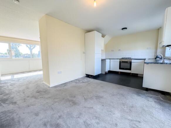 3 bed Terraced for sale Image 5
