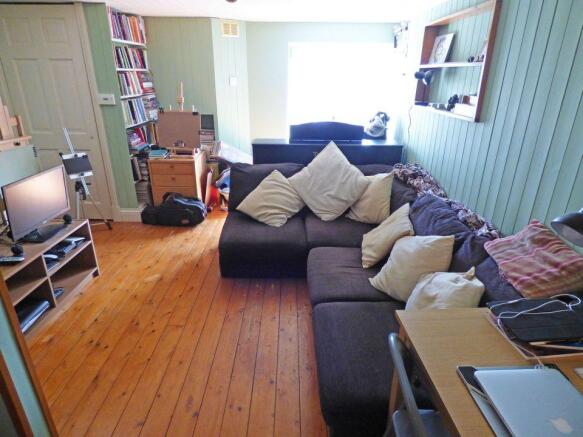 Photo 9