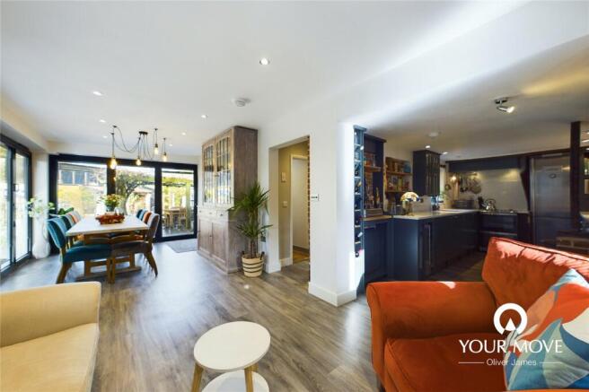 Garden / Dining Room