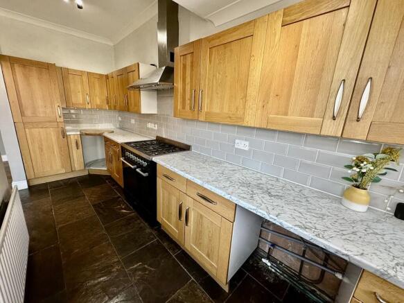 3 bed Terraced for sale Image 12