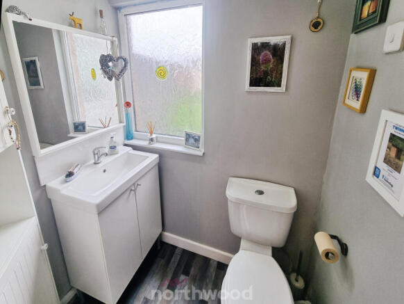 3 bed Terraced for sale Image 12