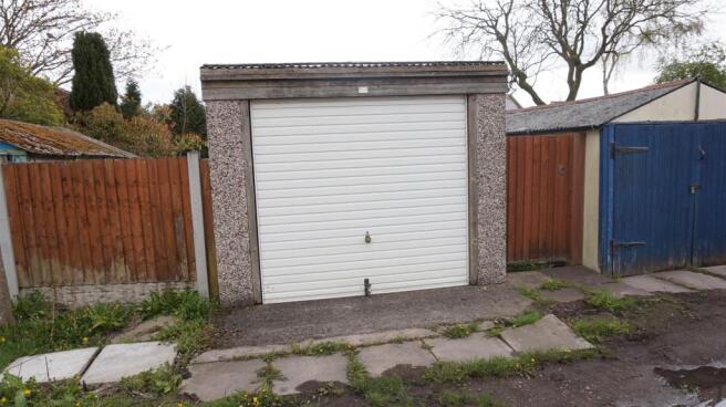 DETACHED GARAGE