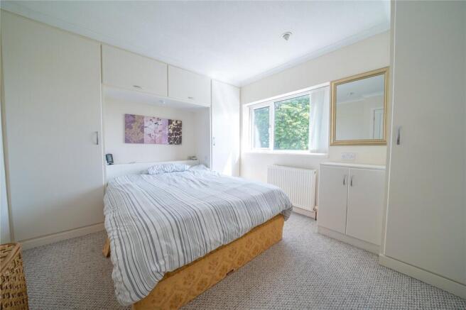 4 bed Detached for sale Image 4