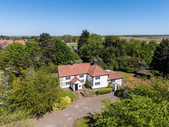 4 bed Detached for sale in bawtry