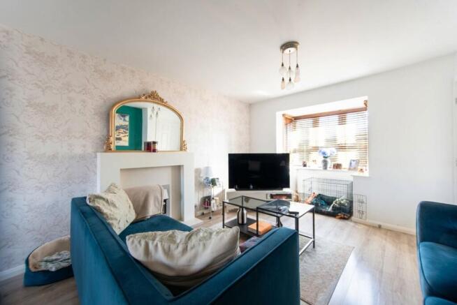 3 bed Semi-Detached for sale Image 5