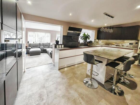 Open Plan Kitchen Aspect
