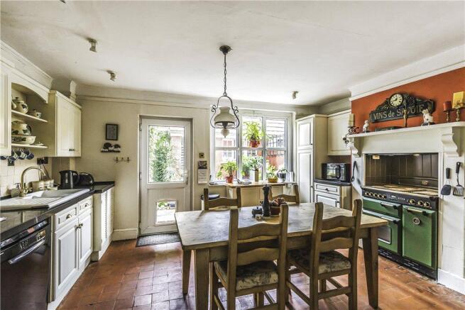 Kitchen/Dining