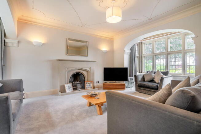 4 bed Detached for sale Image 10