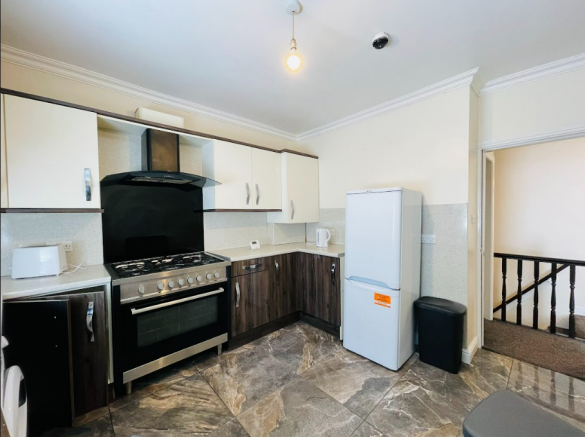 1 bed House to rent Image 5