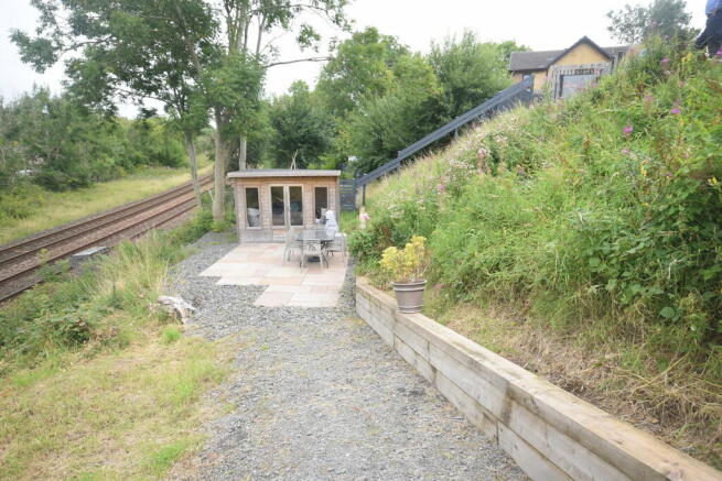 EXTENDED GARDEN