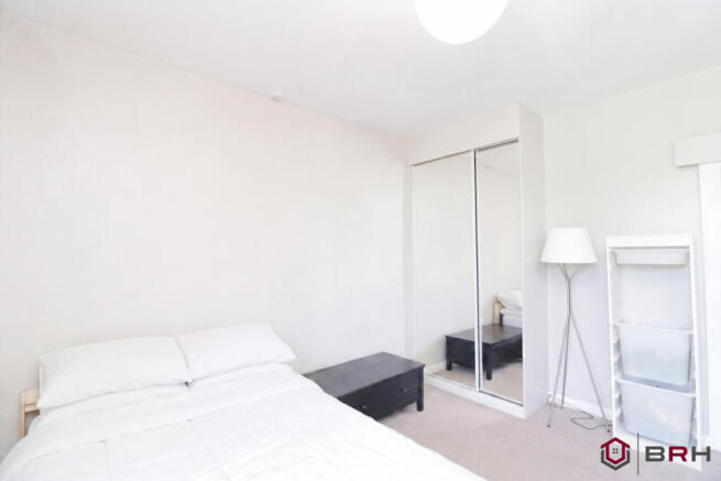 3 bed Terraced for sale Image 6