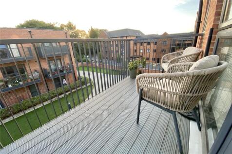 Station Road, Hook, Hampshire1, RG27