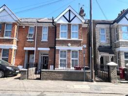 48, Dolphin Road, Slough SL1 1TA